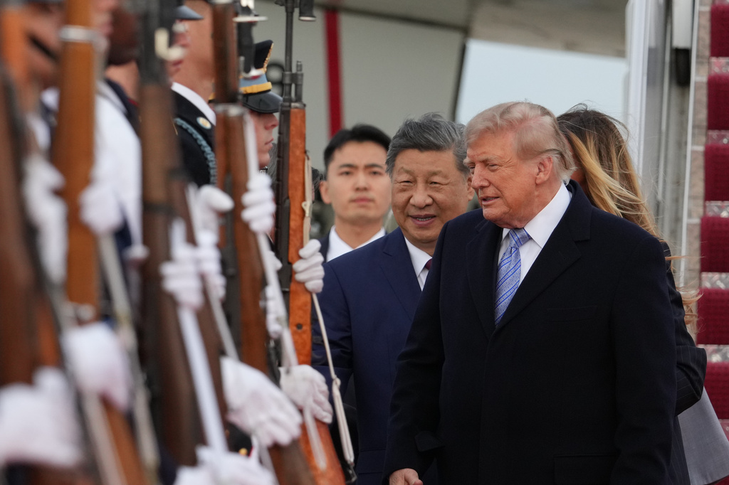 President Donald Trump and China's President Xi Jinping participate in an arrival ceremony at Joint Base Andrews, Md., Wednesday, Sept. 23, 2026.(AP Photo/Alex Brandon)