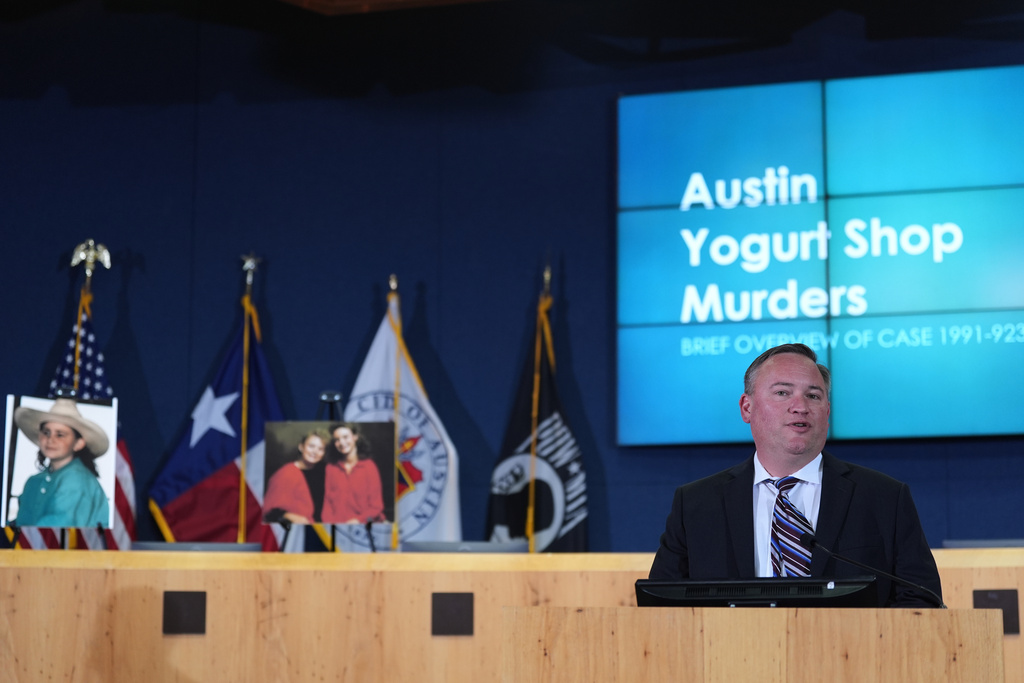 FILE - Austin Police Cold Case Detective Daniel Jackson speaks during a news conference regarding a breakthrough in the 1991 I Can't Believe It's Yogurt murder case, Sept. 29, 2025, in Austin, Texas. (AP Photo/Eric Gay, File)