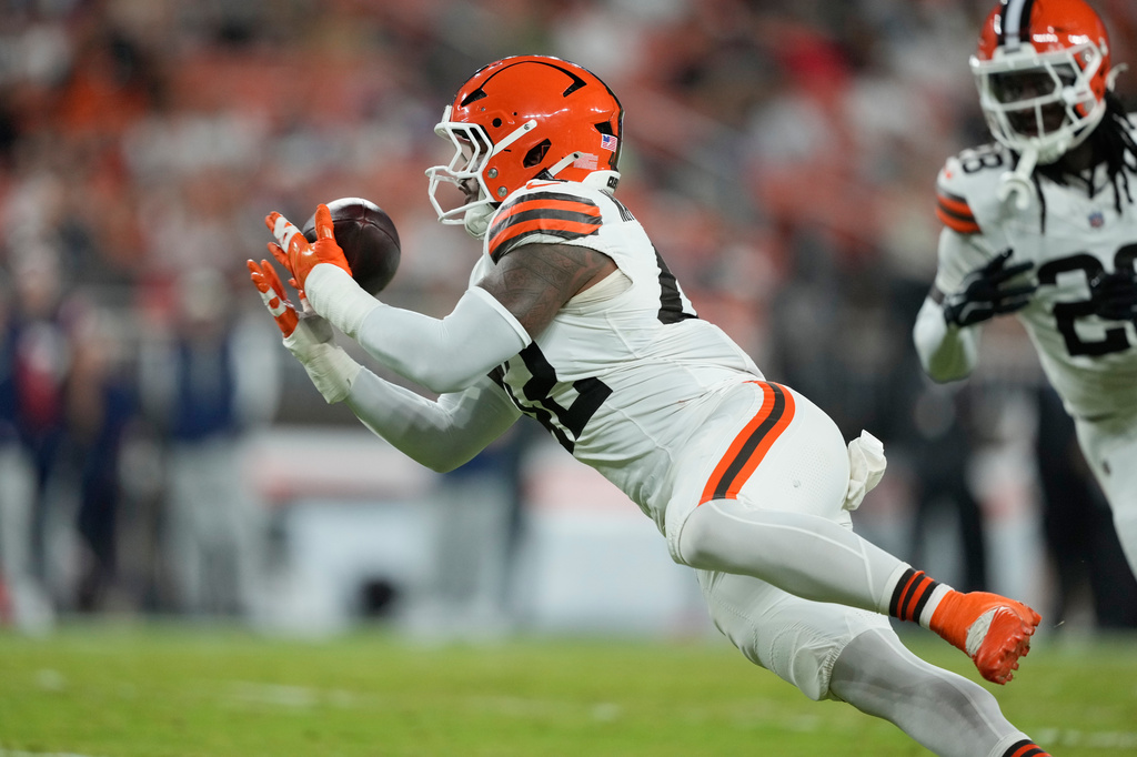 Cleveland Browns' Easton Mascarenas-Arnold intercepts a pass against the New England Patriots during the first half of a preseason NFL football game Thursday, Aug. 27, 2026, in Cleveland. (AP Photo/Carolyn Kaster)