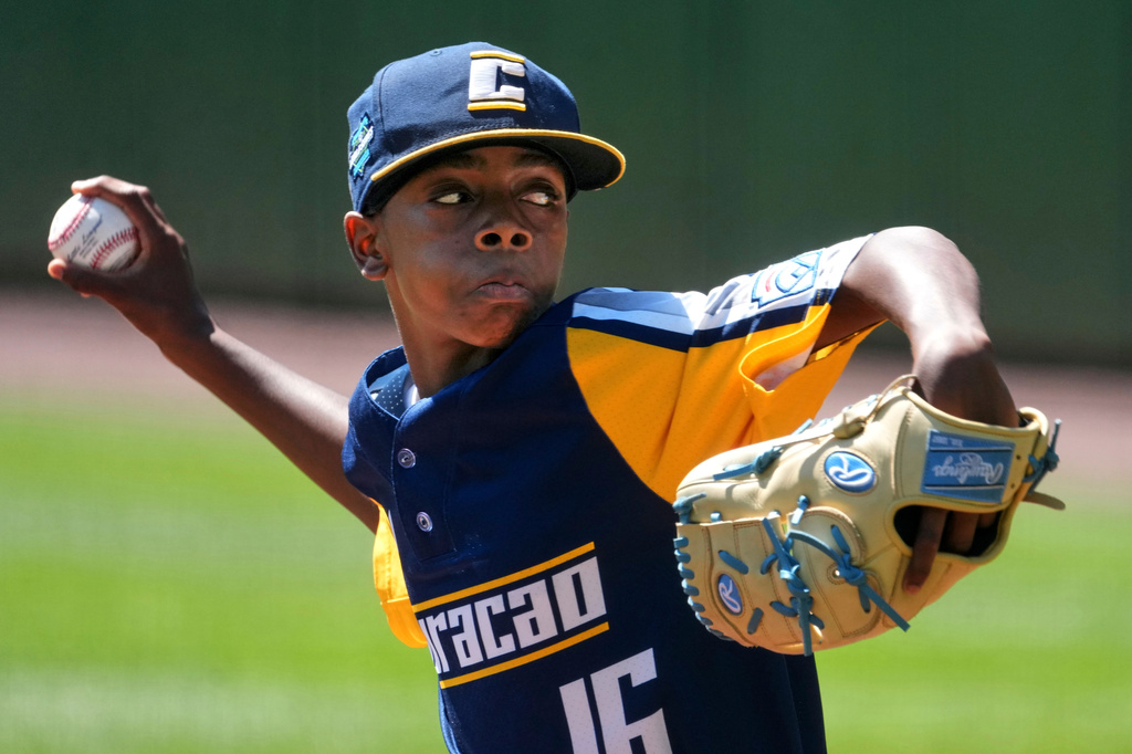 Curacao's Jaymiell Martina (16) throws during the third inning of the International Championship baseball game against Japan at the Little League World Series tournament in South Williamsport, Pa., Saturday, Aug. 29, 2026. (AP Photo/Gene J. Puskar)