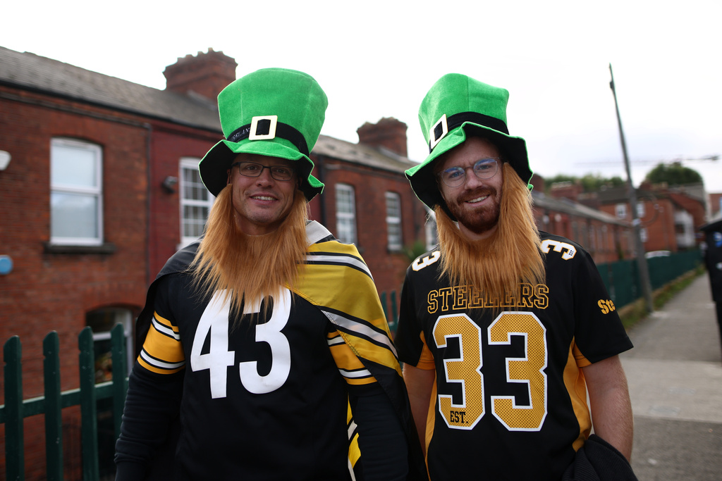 Steelers supporters arrive to watch the NFL football game between Minnesota Vikings and Pittsburgh Steelers at Croke Park stadium in Dublin, Sunday, Sept. 28, 2025.(AP Photo/Peter Morrison)