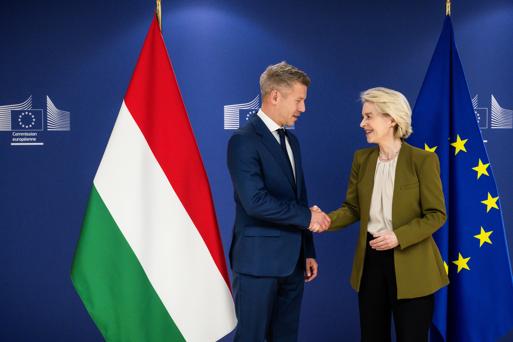 European Commission President Ursula von der Leyen, right, walks with Hungary's incoming Prime Minister Peter Magyar prior to a meeting at EU heaquarters in Brussels, Wednesday, April 29, 2026. (John Thys, Pool Photo via AP)