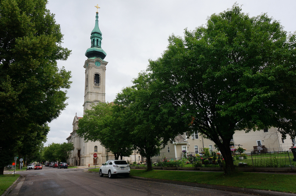 The Church of Saint Agnes, built in the early 20th century for German-speaking immigrants, now offers Masses in Latin and in English in a diverse inner-city neighborhood of St. Paul, Minn., as seen on Sunday, June 28, 2026. (AP Photo/Giovanna Dell’Orto)