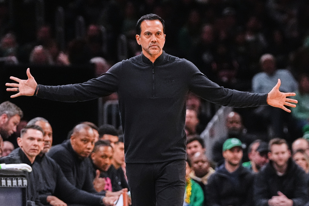 Miami Heat head coach Erik Spoelstra calls to his players during the first half of an NBA basketball game against the Boston Celtics, Friday, Feb. 6, 2026, in Boston. (AP Photo/Charles Krupa)