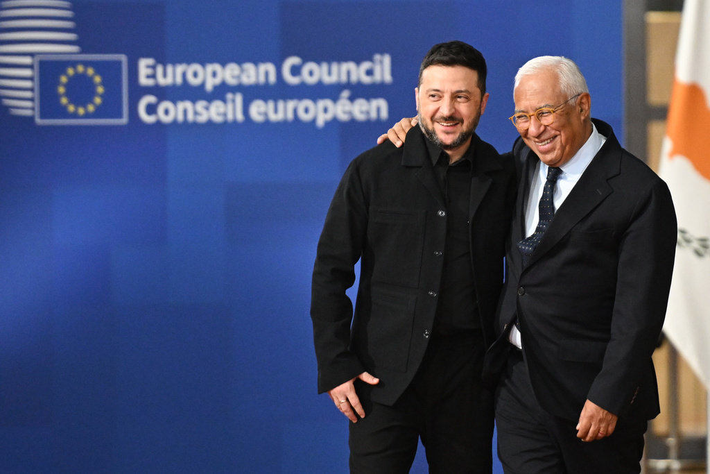 Ukraine's President Volodymyr Zelenskyy, left, and European Council President Antonio Costa arrive for an EU Summit at the European Council building in Brussels, Thursday, Oct. 23, 2025. (AP Photo/Harry Nakos)