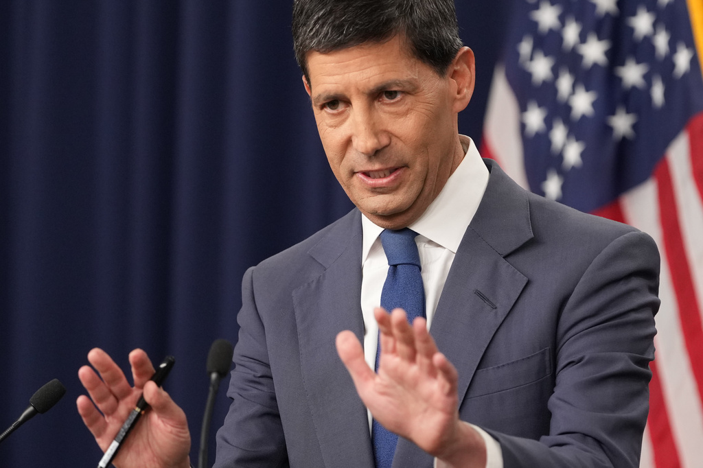 Federal Reserve Board Chairman Kevin Warsh speaks at a news conference at the Federal Reserve in Washington, Wednesday, July 29, 2026. (AP Photo/Mark Schiefelbein)