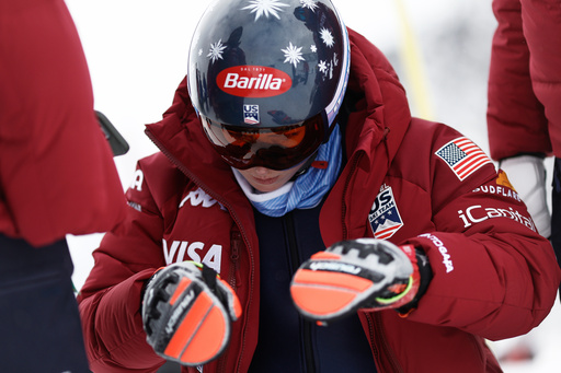 United States' Mikaela Shiffrin concentrates at the starting gate of an alpine ski, women's World Cup giant slalom, in Soelden, Austria, Saturday, Oct. 25, 2025. (AP Photo/Gabriele Facciotti) United States' Mikaela Shiffrin concentrates at the starting gate of an alpine ski, women's World Cup giant slalom, in Soelden, Austria, Saturday, Oct. 25, 2025. (AP Photo/Gabriele Facciotti)