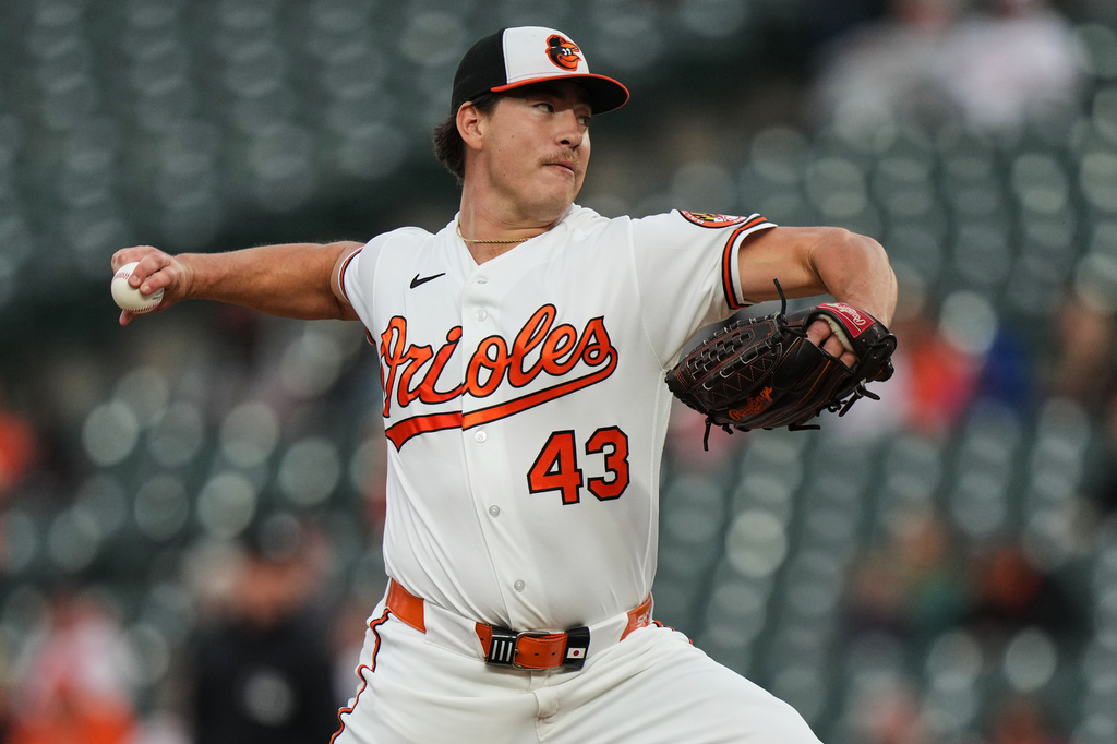 Baltimore Orioles starting pitcher Trey Gibson (43) delivers during the first inning in the second baseball game of a doubleheader against the Toronto Blue Jays, Wednesday, Sept. 23, 2026, in Baltimore. (AP Photo/Stephanie Scarbrough)
