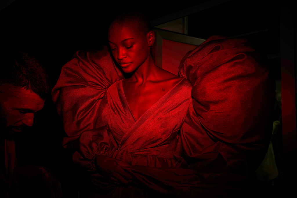 A model wears design by De La Cierva y Nicolas backstage during the brand's show at Fashion Week in Madrid, Spain, Friday, Sept. 19, 2025. (AP Photo/Manu Fernandez)