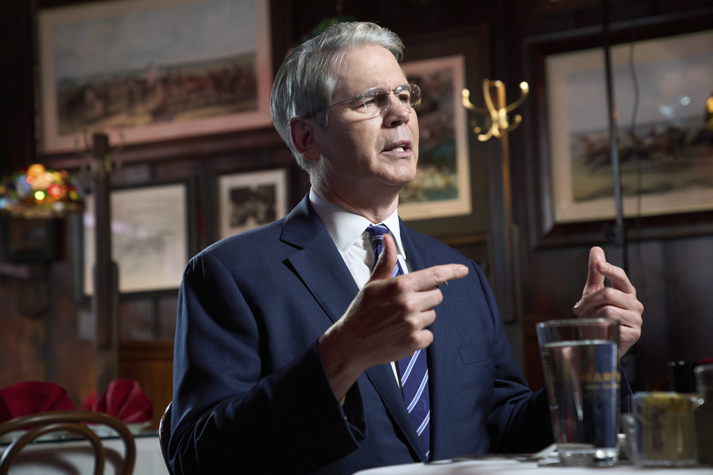 Treasury Secretary Scott Bessent interviews with Fox News during a visit to Martin's Tavern, Monday, Sept. 1, 2025, in the Georgetown neighborhood of Washington, during an area restaurant tour about no taxes on tips and overtime. (AP Photo/Jacquelyn Martin)