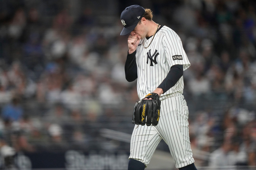 New York Yankees pitcher Cam Schlittler (31) walks to dugout during the seventh inning of a baseball game against the New York Yankees, Wednesday, May 20, 2026, in New York. (AP Photo/Yuki Iwamura)