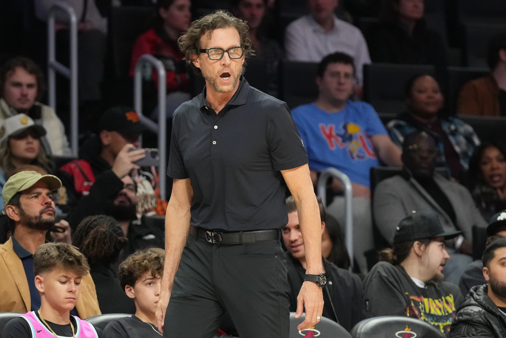 Atlanta Hawks head coach Quin Snyder gestures during the first half of an NBA basketball game against the Miami Heat Tuesday, Feb. 3, 2026, in Miami. (AP Photo/Marta Lavandier)