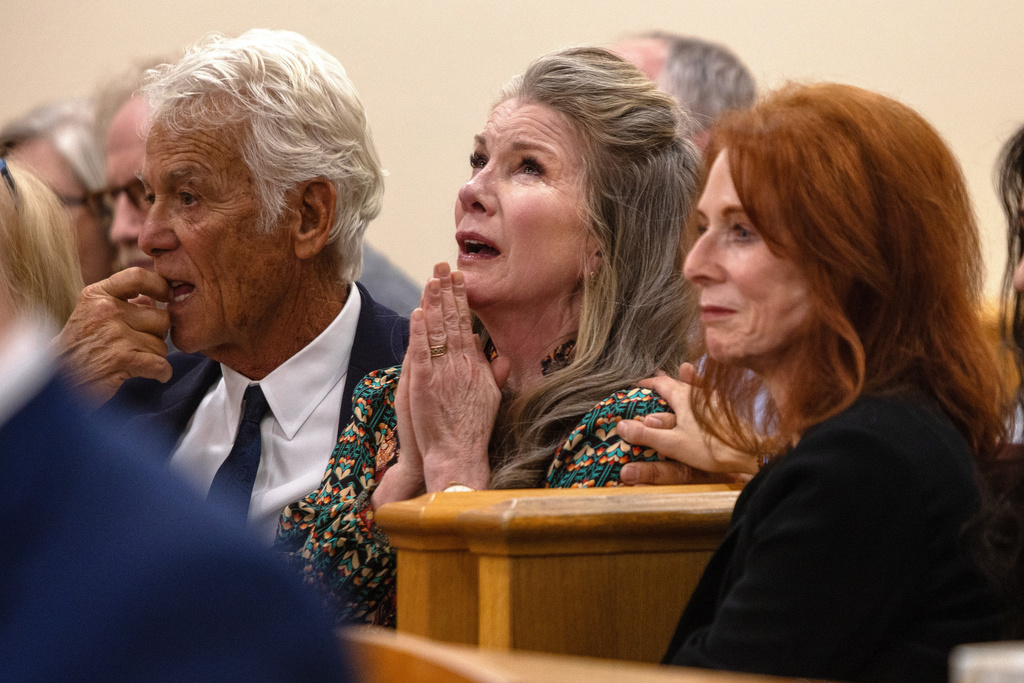Melissa Gilbert reacts as her husband Timothy Busfield is granted a conditional release at a hearing in the Second District Judicial Court at the Bernalillo County Courthouse, Tuesday, Jan. 20, 2026, in Albuquerque, N.M. (AJ Skuy for Fox News Digital Pool Photo via AP)