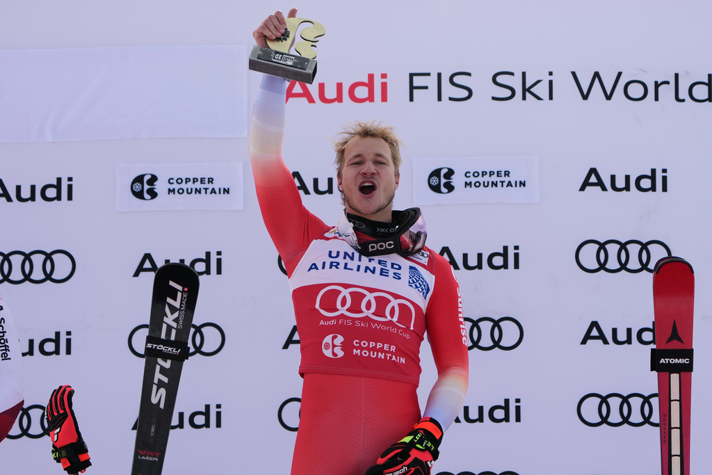 Switzerland's Marco Odermatt celebrates after winning a World Cup men's super-G skiing race, Thursday, Nov. 27, 2025, in Copper Mountain. (AP Photo/John Locher)
