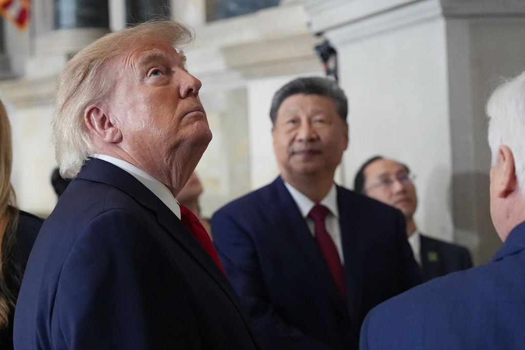 President Donald Trump, China's President Xi Jinping with Bradford Wilson, Archivist of the United States, tour the National Archives, Friday, Sept. 25, 2026, in Washington. (AP Photo/Alex Brandon)