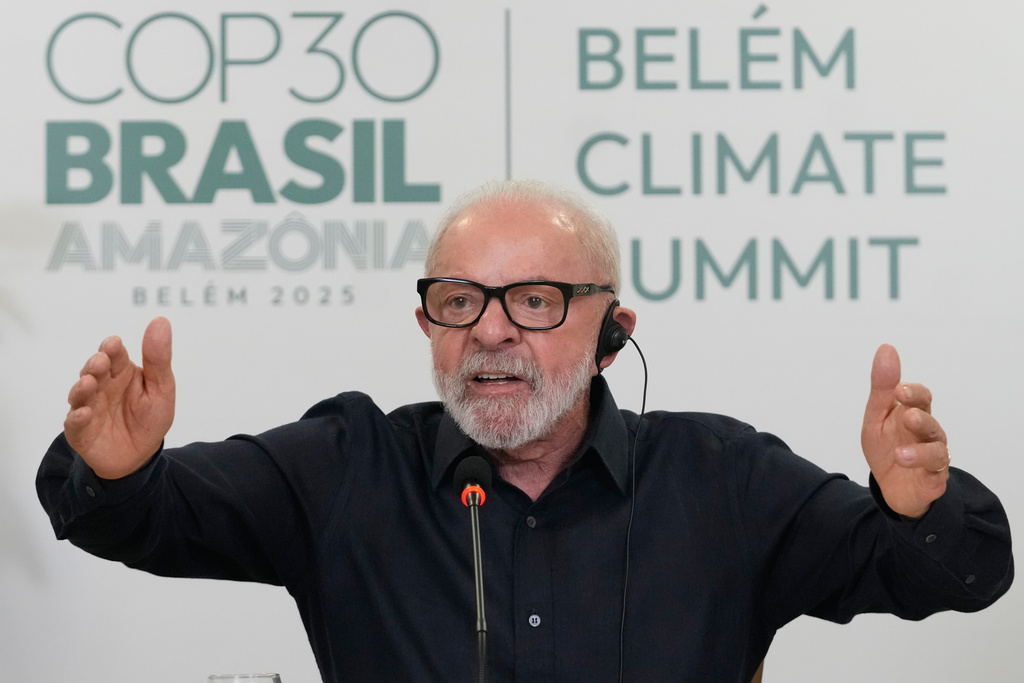 Brazil's President Luiz Inacio Lula da Silva speaks during an interview with the foreign media ahead of the COP30 U.N. Climate Summit in Belem, Para state, Tuesday, Nov. 4, 2025. (AP Photo/Eraldo Peres)