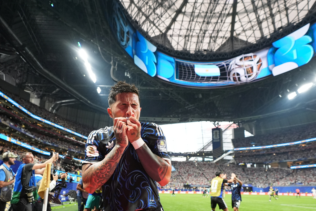 Argentina's Enzo Fernandez celebrates after scoring his side's first goal during the World Cup semifinal soccer match between England and Argentina in Atlanta, Wednesday, July 15, 2026. (AP Photo/Rebecca Blackwell)