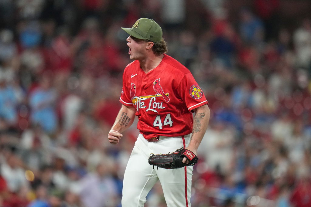 St. Louis Cardinals pitcher Gordon Graceffo celebrates after getting Kansas City Royals' Maikel Garcia to ground out, ending the top of the 11th inning of a baseball game Friday, May 15, 2026, in St. Louis. (AP Photo/Jeff Roberson)