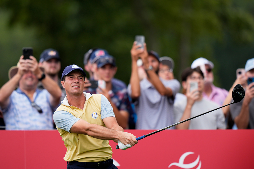 Europe's Viktor Hovland watches his tee shot on the 12th hole during a practice round for the Ryder Cup golf tournament, Wednesday, Sept. 24, 2025, on the Bethpage Black golf course, in Farmingdale, N.Y. (AP Photo/Robert Bukaty)