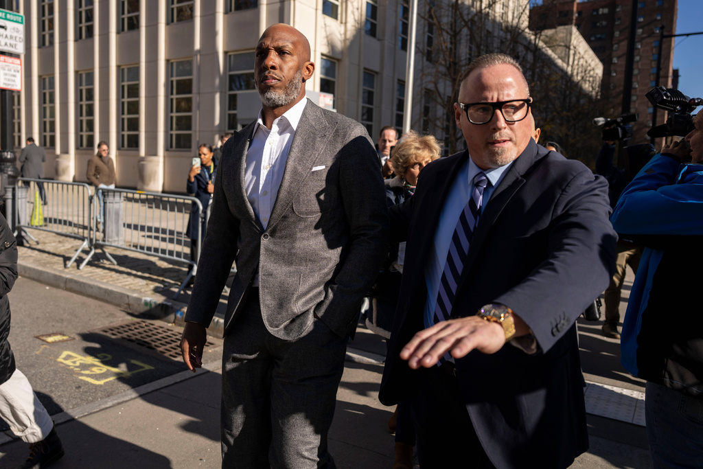 Portland Trail Blazers' head coach Chauncey Billups leaves Brooklyn federal court, Monday, Nov. 24, 2025, in New York. (AP Photo/Yuki Iwamura)