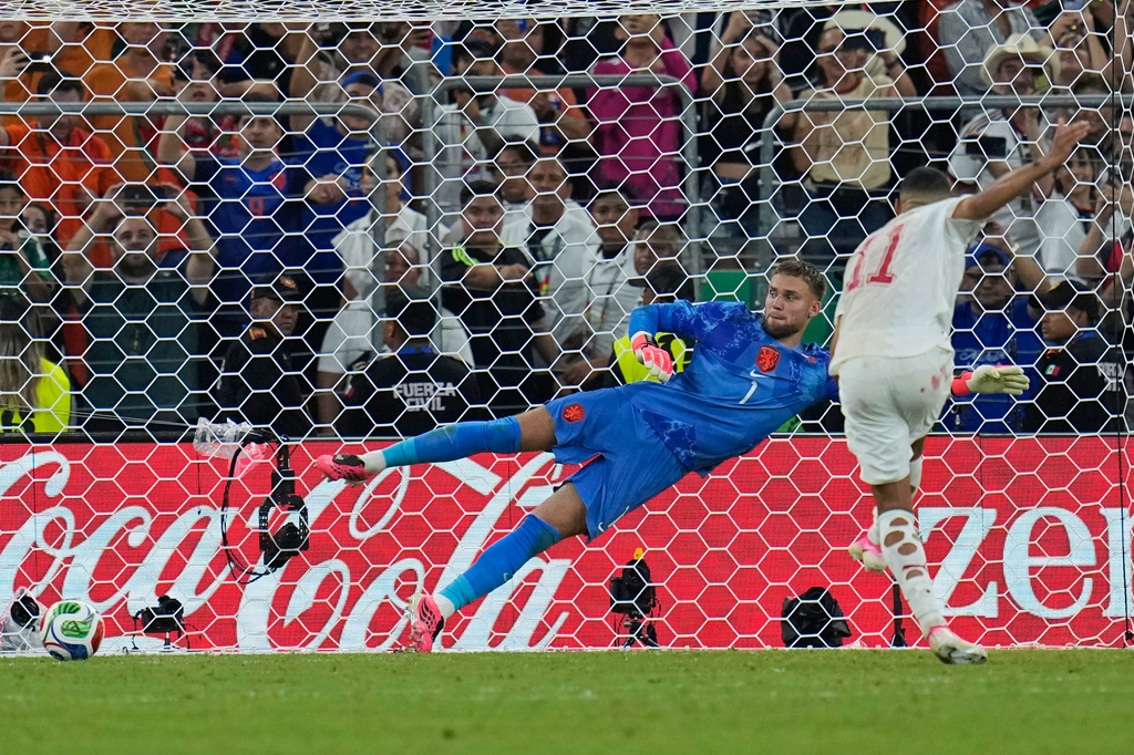Morocco's Ismael Saibari (11) scores from the penalty spot during the World Cup round of 32 soccer match between the Netherlands and Morocco in Guadalupe, near Monterrey, Mexico, Monday, June 29, 2026. (AP Photo/Ricardo Mazalan)