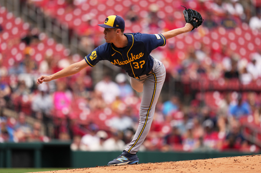Milwaukee Brewers starting pitcher Jacob Misiorowski throws during the first inning in the first game of a baseball doubleheader against the St. Louis Cardinals Tuesday, July 7, 2026, in St. Louis. (AP Photo/Jeff Roberson)