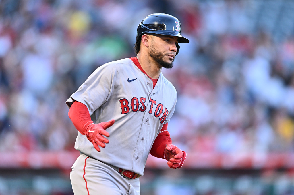 Boston Red Sox's Willson Contreras runs after hitting a three-run home run during the third inning of a baseball game against the Los Angeles Angels, Sunday, July 5, 2026, in Anaheim, Calif. (AP Photo/William Liang)