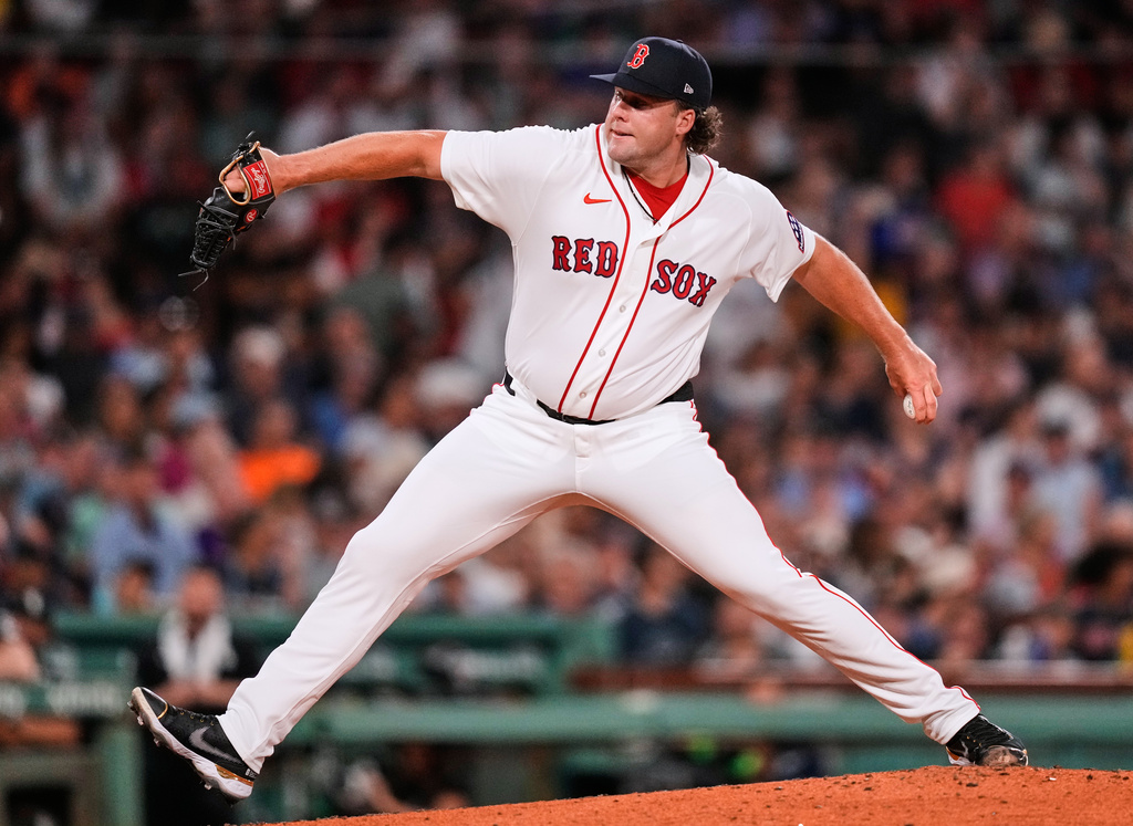 Boston Red Sox's Erik Miller delivers during the sixth inning of a baseball game against the Chicago White Sox, Tuesday, Aug. 4, 2026, in Boston. (AP Photo/Charles Krupa)