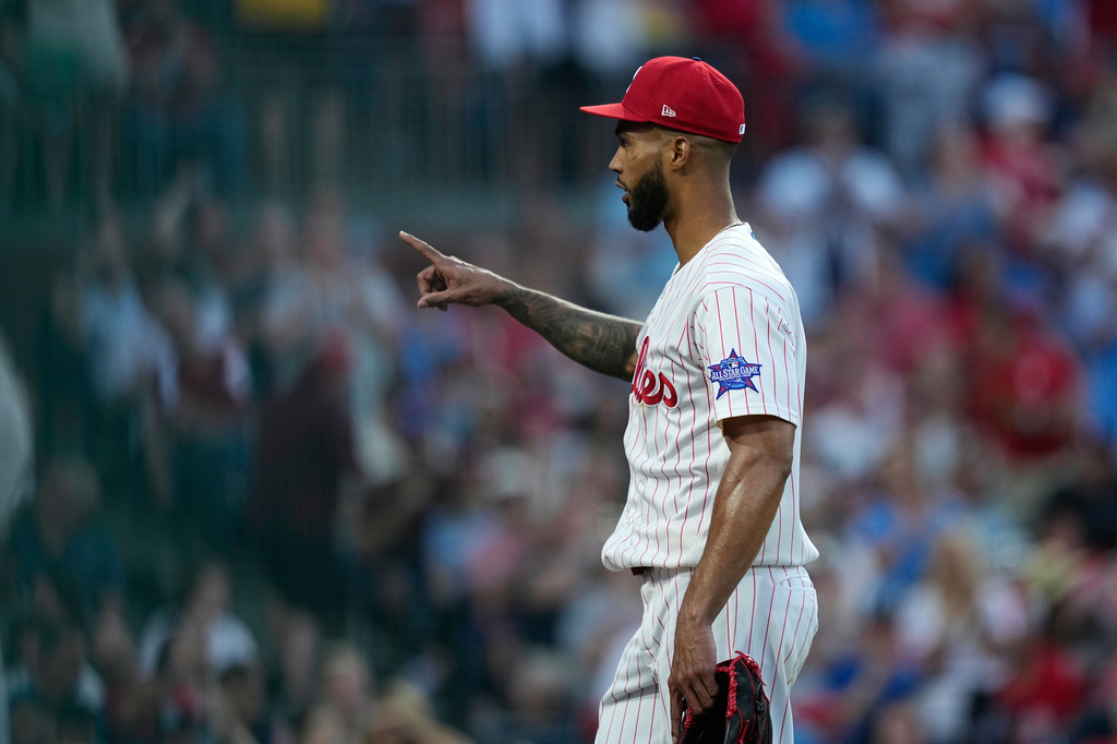 Philadelphia Phillies' Cristopher Sánchez reacts after pitching during the sixth inning of a baseball game against the San Diego Padres on Wednesday, June 3, 2026, in Philadelphia. (AP Photo/Matt Slocum)