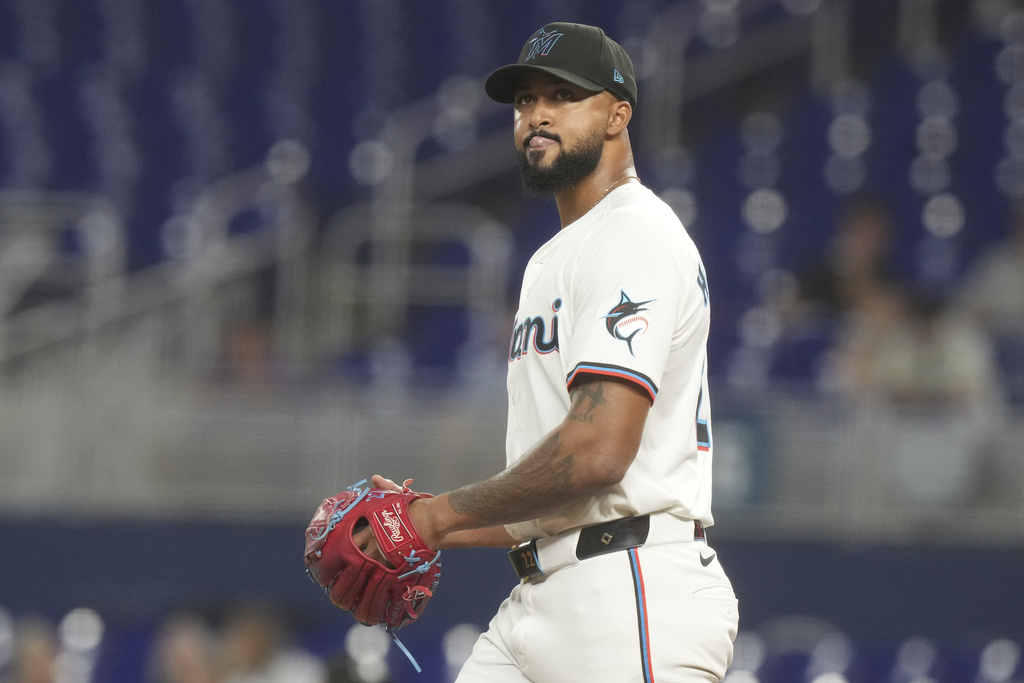 Miami Marlins starting pitcher Sandy Alcantara looks up from the mound during the first inning of a baseball game against the Atlanta Braves, Tuesday, Aug. 26, 2025, in Miami. (AP Photo/Marta Lavandier)