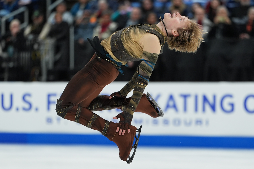 Ilia Malinin competes during the men's short program at the U.S. Figure Skating Championships, Thursday, Jan. 8, 2026, in St. Louis. (AP Photo/Stephanie Scarbrough)