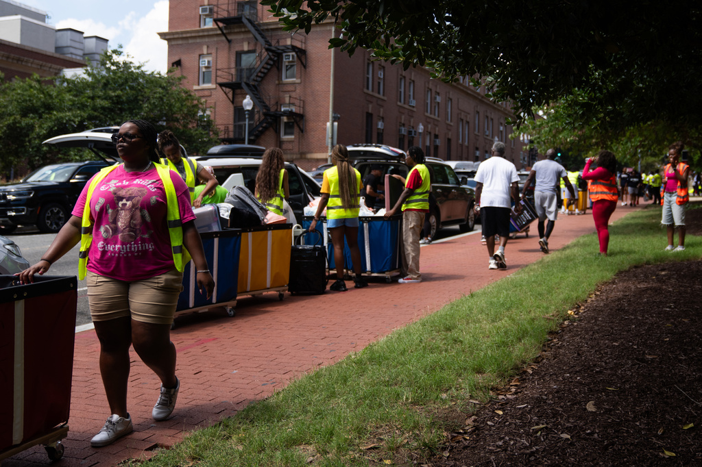 Howard University students move in ahead of the 2026-2027 school year, Thursday, Aug. 6, 2026, in Washington. (AP Photo/Allison Robbert)