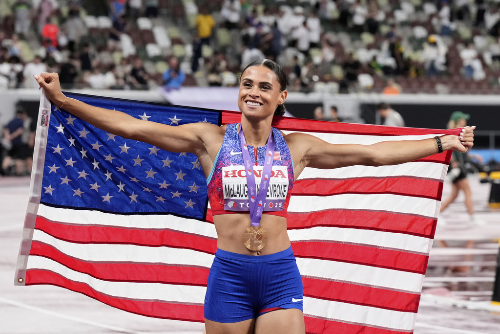 United States' Sydney McLaughlin-Levrone reacts after winning the gold medal in the women's 400 meters final at the World Athletics Championships in Tokyo, Thursday, Sept. 18, 2025. (AP Photo/Hiro Komae)