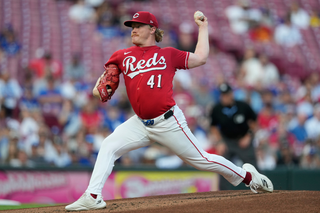 Cincinnati Reds pitcher Andrew Abbott throws during the first inning of a baseball game against the Los Angeles Dodgers, Wednesday, Sept. 16, 2026, in Cincinnati. (AP Photo/Carolyn Kaster)