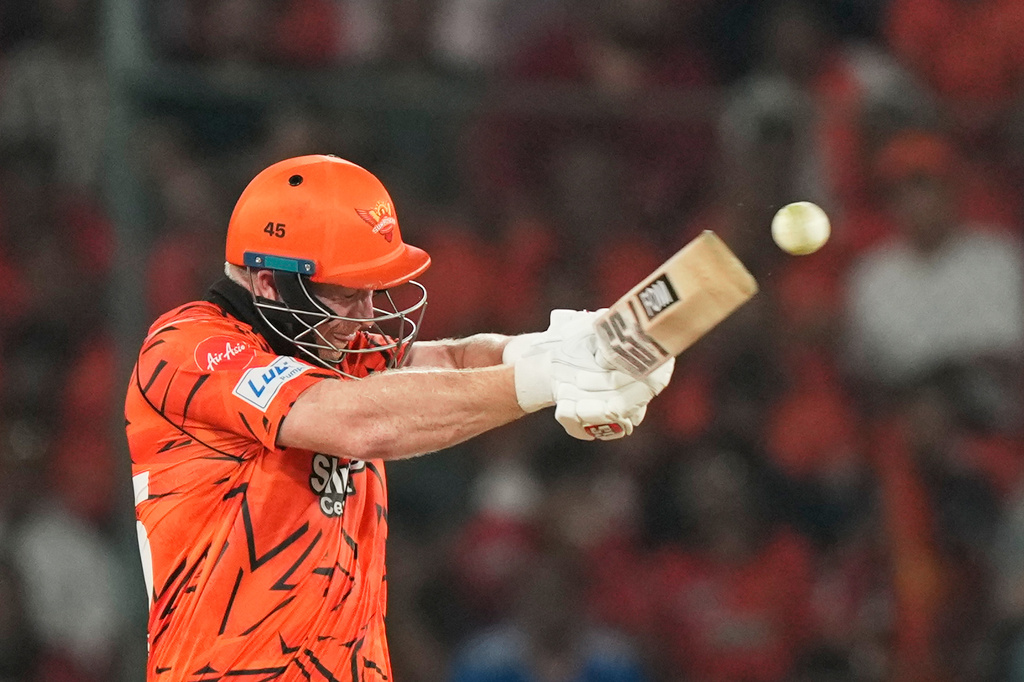 Sunrisers Hyderabad's Heinrich Klaasen plays a shot during the Indian Premier League cricket match between Sunrisers Hyderabad and Punjab Kings in Hyderabad, India, Wednesday, May 6, 2026. (AP Photo/Mahesh Kumar A.)