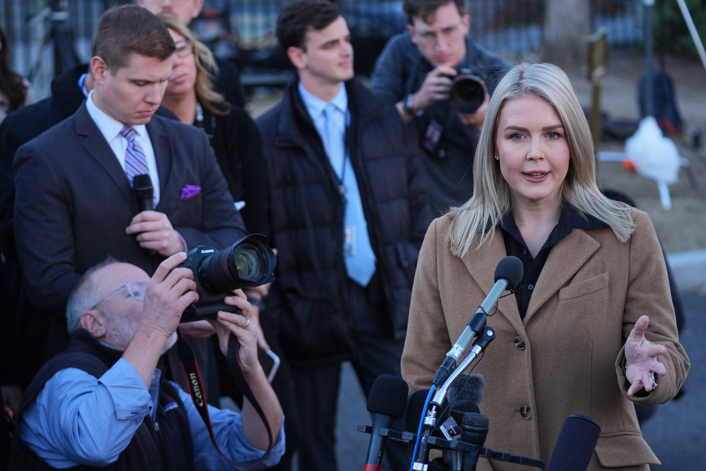 White House press secretary Karoline Leavitt speaks with reporters at the White House, Monday, Nov. 24, 2025, 2025, in Washington. (AP Photo/Evan Vucci)