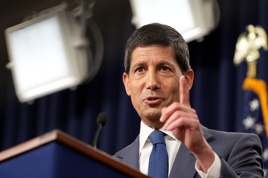 Federal Reserve Board Chairman Kevin Warsh speaks during a news conference at the Federal Reserve in Washington, Wednesday, July 29, 2026. (AP Photo/Mark Schiefelbein)