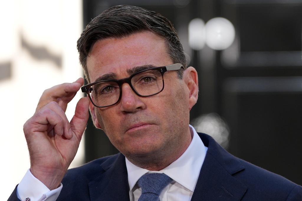Britain's new Prime Minister Andy Burnham speaks to staff and media at 10 Downing Street in London, Monday, July 20, 2026.(AP Photo/Kirsty Wigglesworth)