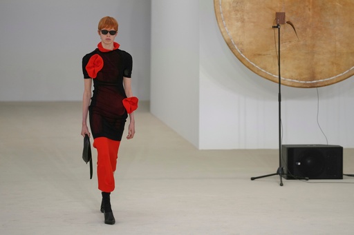 A model wears a creation as part of the Issey Miyake Spring/Summer 2026 collection presented in Paris, Friday, Oct. 3, 2025. (AP Photo/Aurelien Morissard) A model wears a creation as part of the Issey Miyake Spring/Summer 2026 collection presented in Paris, Friday, Oct. 3, 2025. (AP Photo/Aurelien Morissard)