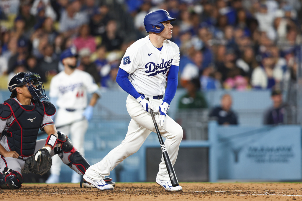 Los Angeles Dodgers' Freddie Freeman watches his home run during the sixth inning of a baseball game against the Atlanta Braves, Friday, May 8, 2026, in Los Angeles. (AP Photo/Jessie Alcheh)
