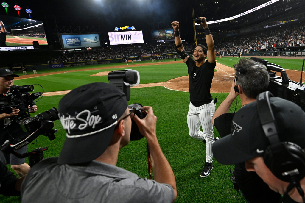 Chicago White Sox's Braden Montgomery celebrates after hitting a walk-off two-run home in a baseball game against the Atlanta Braves in Chicago, Tuesday, June 9, 2026. (AP Photo/Paul Beaty)