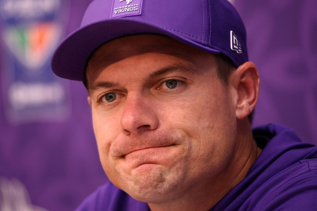 Minnesota Vikings head coach Kevin O'Connell reacts during a press conference after the NFL football game between Minnesota Vikings and Pittsburgh Steelers at Croke Park stadium in Dublin, Sunday, Sept. 28, 2025.(AP Photo/Peter Morrison)