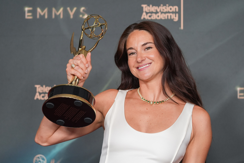 Shailene Woodley poses in the press room with the award for outstanding guest actress in a drama series for "Paradise" during night two of the Creative Arts Emmy Awards on Sunday, Sept. 6, 2026, in Los Angeles. (AP Photo/Chris Pizzello) CORRECTS "COMEDY" to "DRAMA"