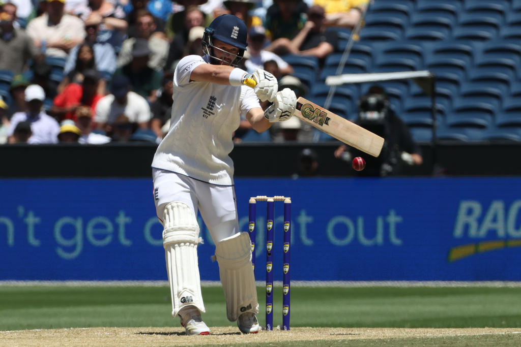 England's Ben Duckett bats against Australia on Day 2 of their Ashes cricket test match in Melbourne, Saturday, Dec. 27, 2025. (AP Photo/Hamish Blair)