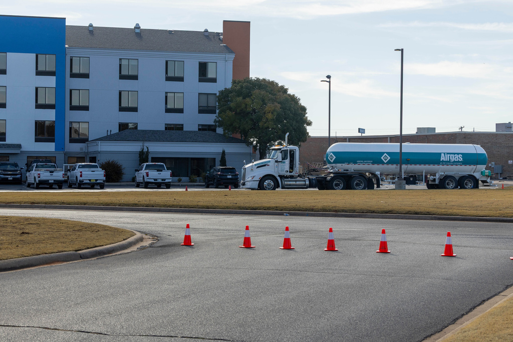 The scene of an ammonia spill at the Holiday Inn Express in Weatherford, Okla. on Thursday, Nov. 13, 2025. (AP Photo/Alonzo Adams)
