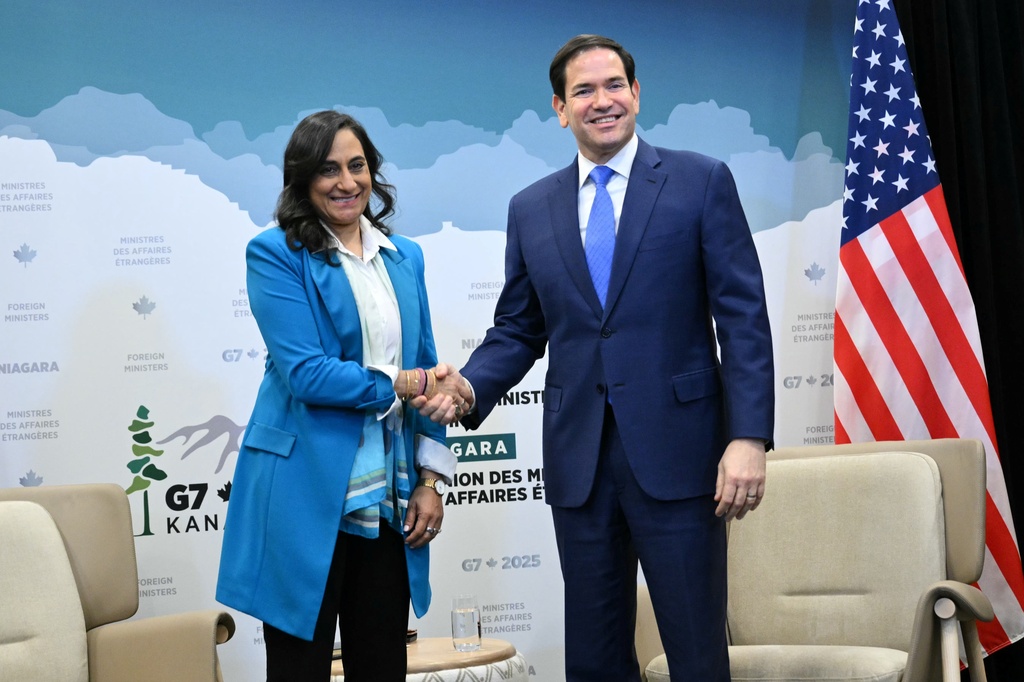 US Secretary of State Marco Rubio and Canadian Foreign Minister Anita Anand shake hands following talks at the G7 foreign ministers meeting at the White Oaks Resort in Niagara-on-the-Lake, Ontario, Canada, Wednesday, Nov. 12, 2025. (Mandel Ngan/Pool Photo via AP)