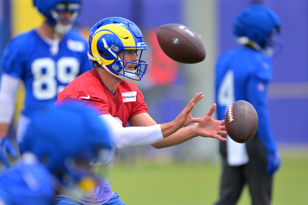 Los Angeles Rams quarterback Matthew Stafford participates in drills during the NFL football team's practice Thursday, May 28, 2026, in Los Angeles. (AP Photo/Jayne Kamin-Oncea)