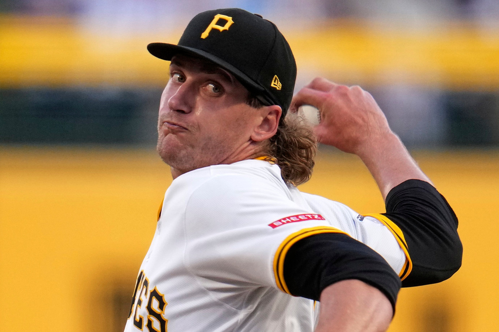Pittsburgh Pirates' Braxton Ashcraft delivers during the first inning of a baseball game against the Chicago Cubs in Pittsburgh, Monday, Sept. 15, 2025. (AP Photo/Gene J. Puskar)