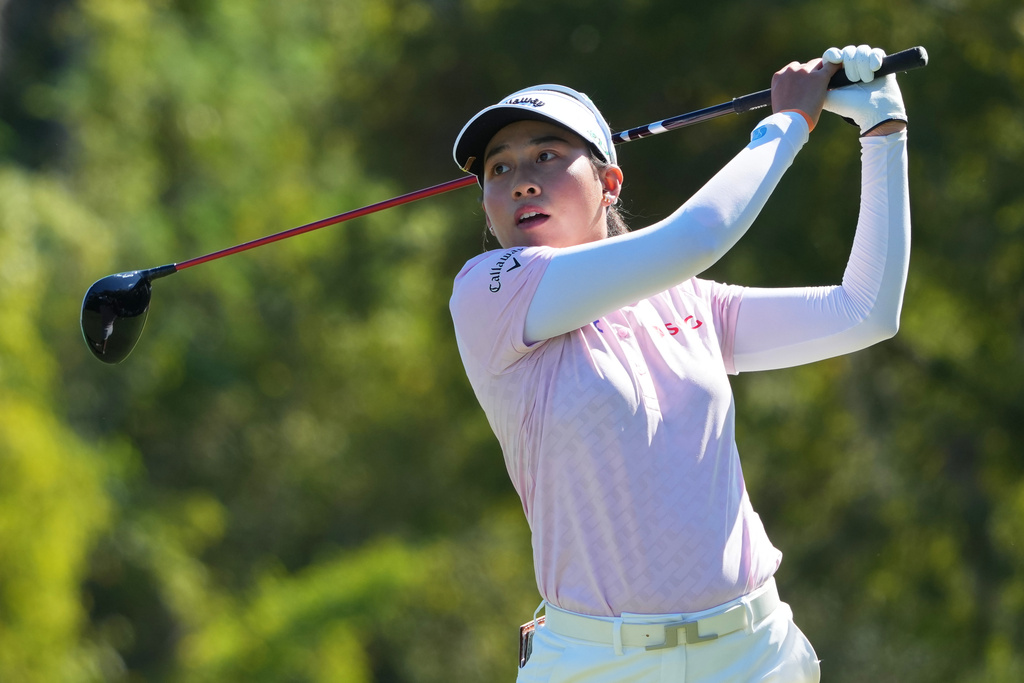 Jeeno Thitikul of Thailand hits from the third tee during the second round of the LPGA Tour Championship golf tournament, Friday, Nov. 21, 2025, in Naples, Fla. (AP Photo/Marta Lavandier)