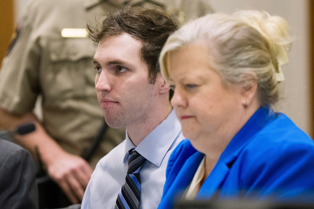 FILE - Tyler Robinson, who is accused of fatally shooting Charlie Kirk, sits beside defense attorney Kathryn Nester during a hearing in 4th District Court in Provo, Utah, Jan. 16, 2026. (Bethany Baker/The Salt Lake Tribune via AP, Pool, File)